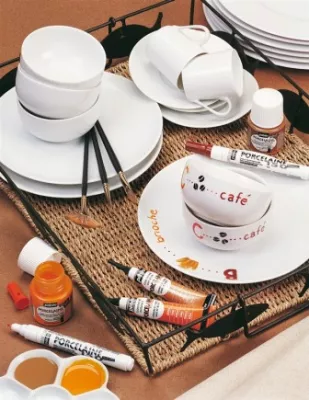 Barvy na keramiku a porcelán