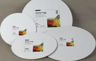 Desky s bílým plátnem